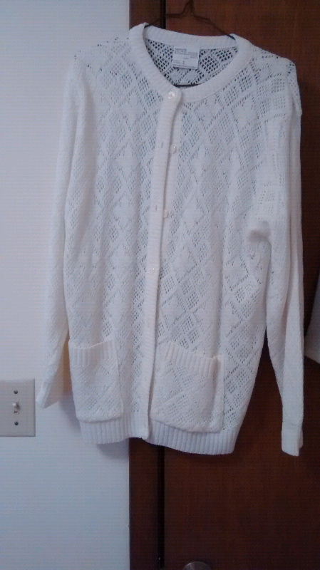 Women's Clothing  in Women's - Tops & Outerwear in St. Catharines - Image 7