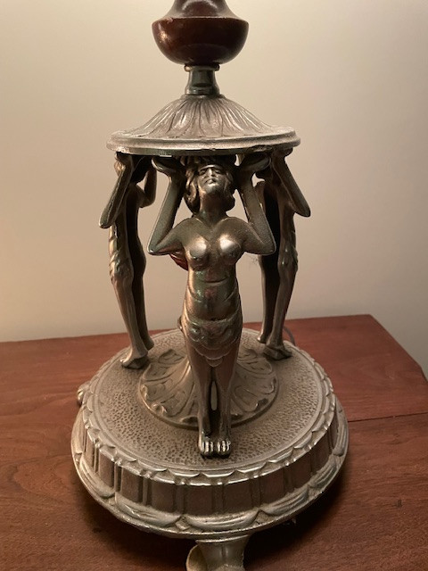 Lampe antique - baisse de prix dans Art et objets de collection  à Ville de Montréal - Image 3