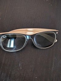 Ray-Ban new wayfarer sunglasses 