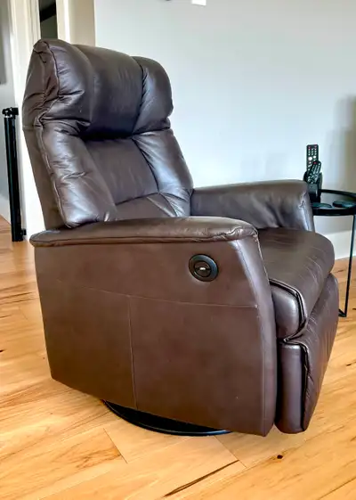 Swivel, Rock, Power Leather Recliner, View more
