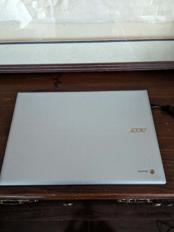 Acer Chromebook in Laptops in Mississauga / Peel Region - Image 3
