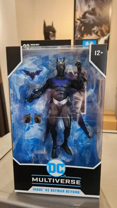 New in sealed Box. Pickup in Oshawa or can meet: Scarborough, North York, Markham area. Happy shoppi...