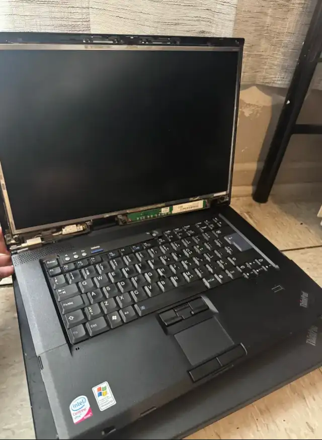 Selling a bunch of laptops in Laptops in City of Montréal - Image 7