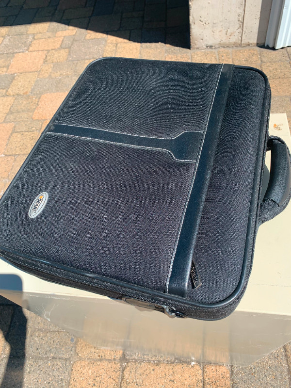 NGear Laptop Brief Case in Laptop Accessories in Fredericton