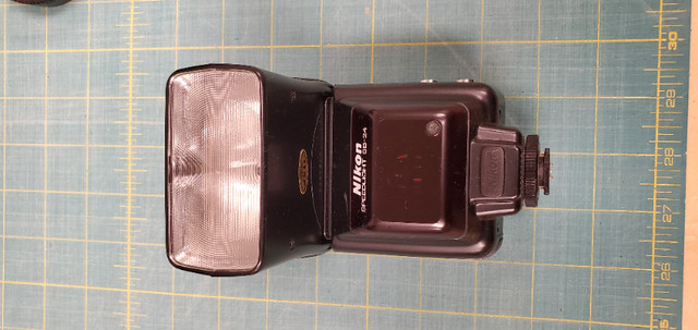 Nikon SB24 flash in Cameras & Camcorders in Sudbury - Image 3