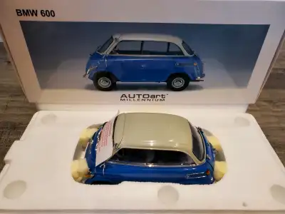Rare BNIB 70642 Autoart Millennium BMW 600 Dual Tone Light Grey Azur Blue