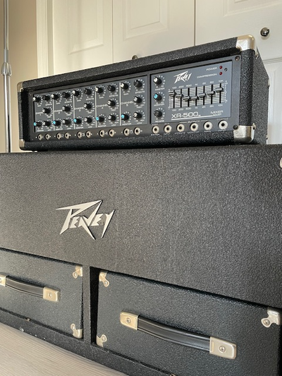 - 3 WAY system featuring one low frequency, non-directional enclosure to reproduce low end frequenci...