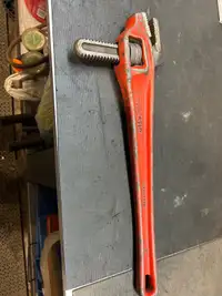 Off set pipe wrench ridgid