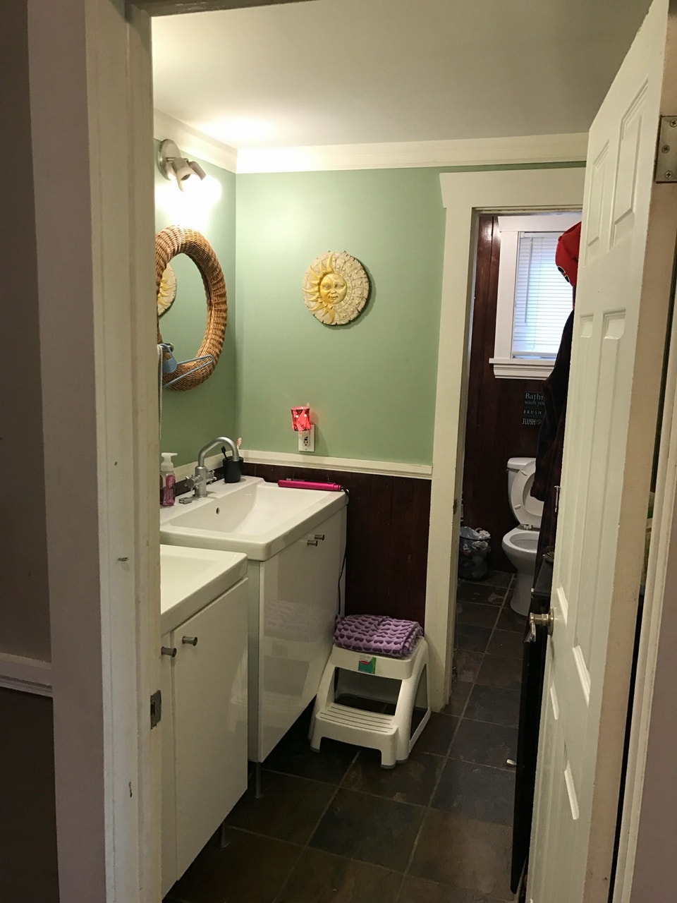 2 bedroom all inclusive Gibson ave  apartment in a house 4