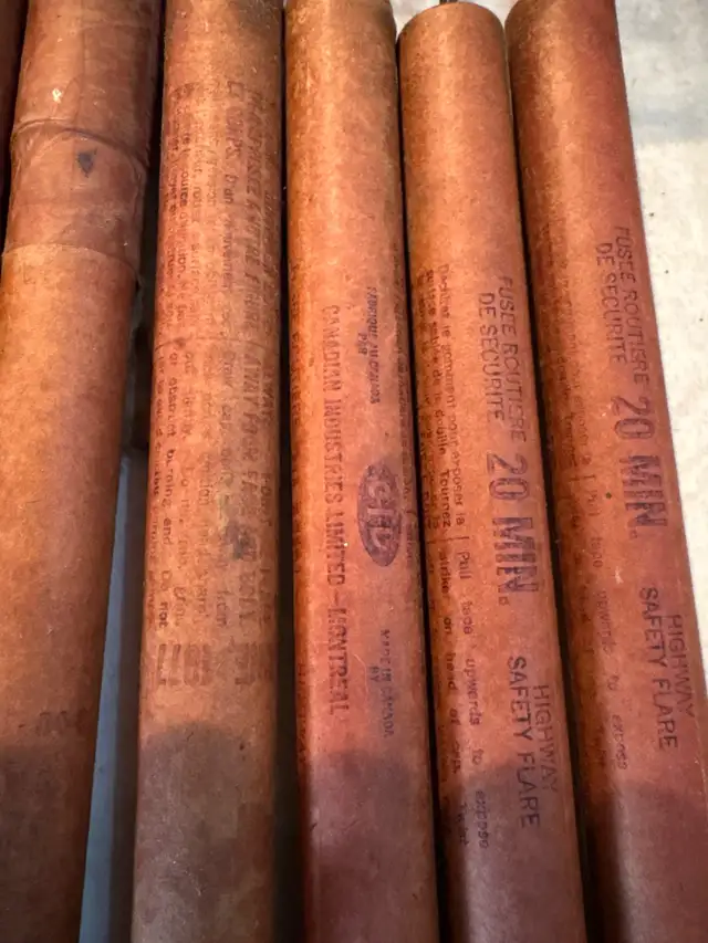 Vintage Highway Safety Flares ( 11 ) in Other in Oakville / Halton Region - Image 3