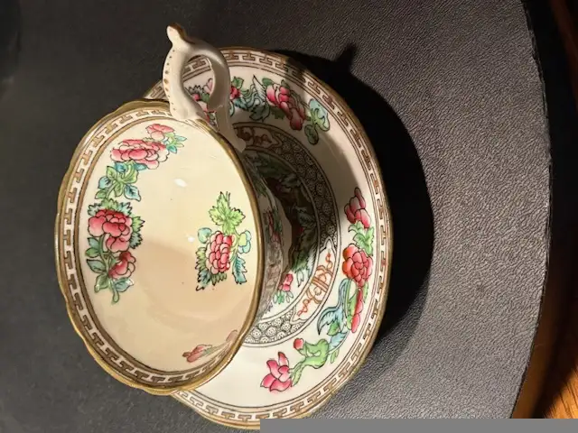 Coalport collectible Indian Tree Tea Cups in Arts & Collectibles in City of Toronto - Image 4