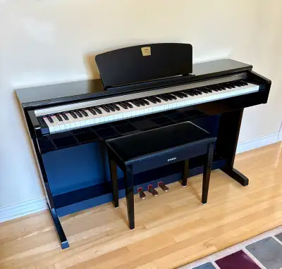 Yamaha Clavinova CLP-320 Digital Piano, View more