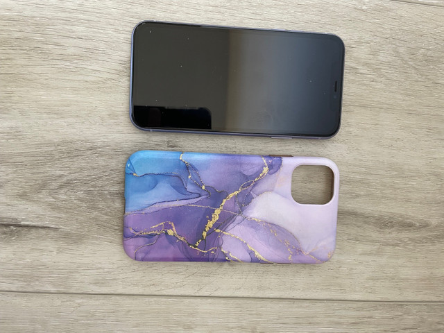 iPhone 11 - 64G - purple  in Cell Phones in Kitchener / Waterloo - Image 3