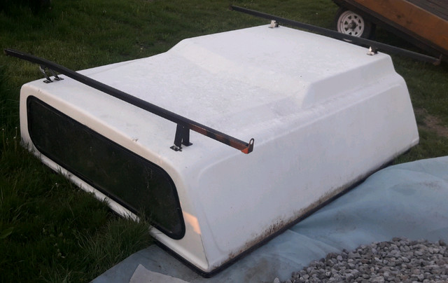 Small truck cap 60inchs x 87 inches  in RV & Camper Parts & Accessories in Hamilton - Image 4