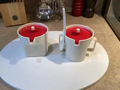 Tupperware Sucrier et pot à lait Vintage comme neufs, View more
