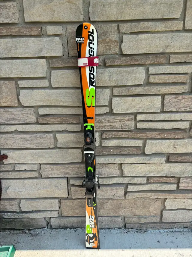 Rossignol World Cup skis - 155cm  in Ski in Kawartha Lakes - Image 3