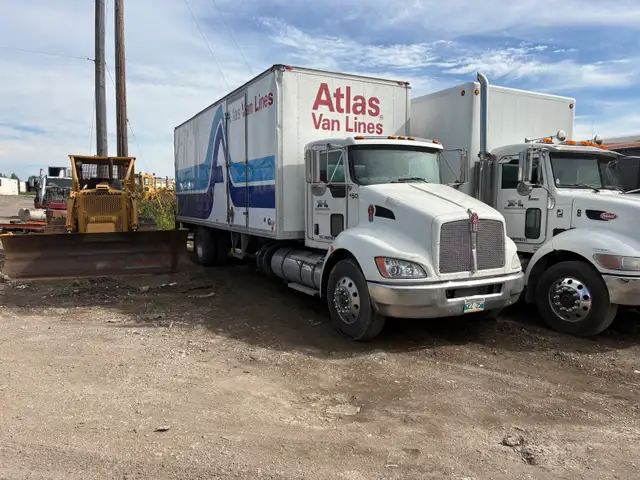 Kenworth in Heavy Trucks in Winnipeg - Image 2