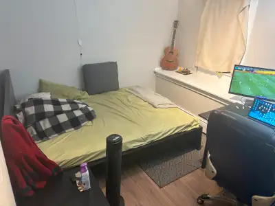 Private room for rent