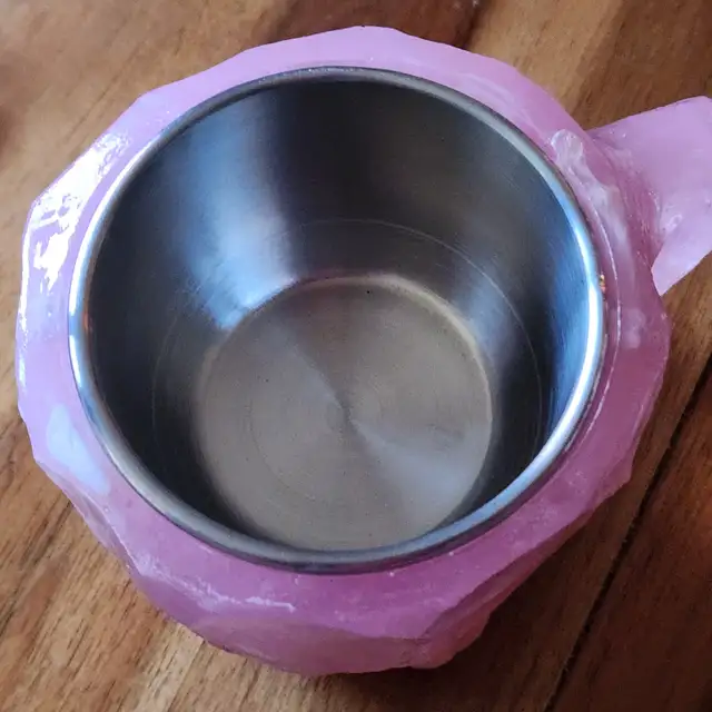 Pink RESIN cup/mug with metal liner in Arts & Collectibles in Fredericton - Image 9