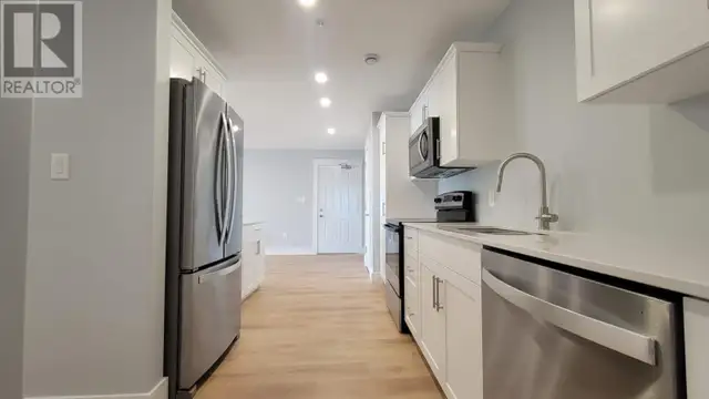 Luxury 2 Bedroom Condo - East Royalty, PEI in Long Term Rentals in Charlottetown - Image 11