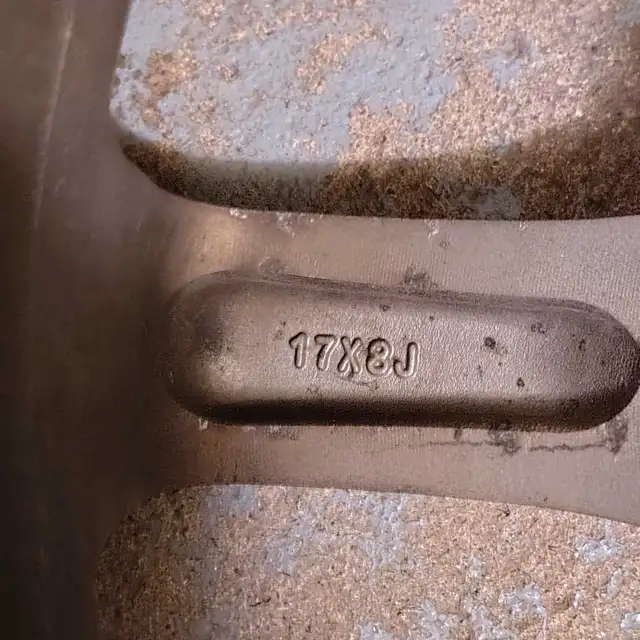 Aluminum Alloy Rims with Nord Frost Winter Tires 225/50R17 in Tires & Rims in Mississauga / Peel Region - Image 10