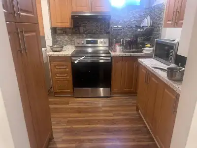 Rooms for rent available
