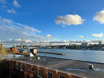 Experience an amazing view with convenient access to both bridges and proximity to hospitals, campus...
