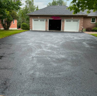 DRIVEWAY SEALING - BEST PRICES - OIL BASED SEALER - FREE QUOTES