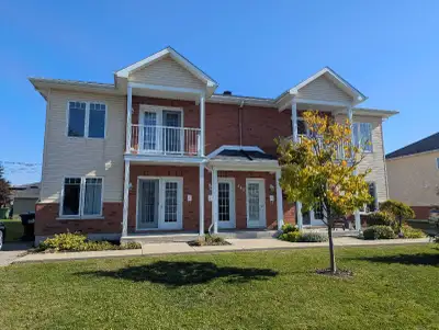 - 1420$/mois jusqu'au 30 juin 2026; - 1480$/mois du 1er juillet 2026 au 30 juin 2027. Bail jusqu'au...