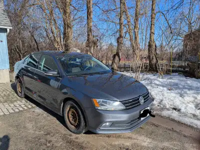 2015 VW Jetta TDI: Fuel-efficient and featuring a 2.0L TDI engine, 6-speed automatic transmission, B...