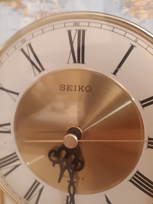 SEIKO MANTLE CLOCK in Home Décor & Accents in Kitchener / Waterloo - Image 2