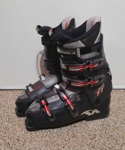 Nordica Easy Move TT Ski Boots, View more