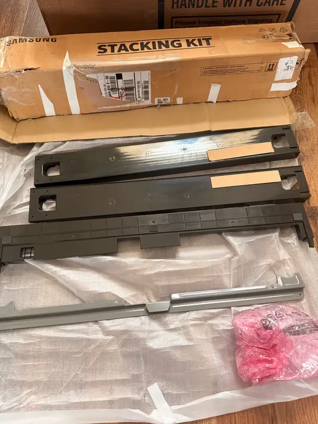 SAMSUNG Front Load Stacking Kit- NEW in Washers & Dryers in Hamilton - Image 4