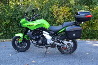 Selling my 2009 Kawasaki Versys 650, a perfect motorcycle for both city commuting and long-distance...