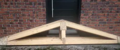 Lot de 8 fermes de toit (trusses), View more