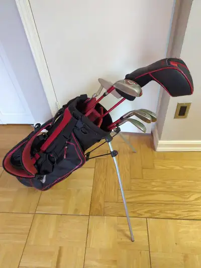 Kids golf set (right), View more