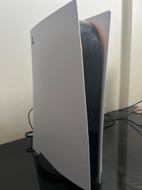 PS5 825 GB Disc Edition NEED GONE ASAP 