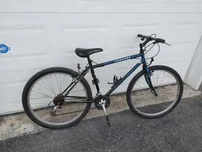 Tuned up Norco Kokanee mountain bike (18" frame), View more