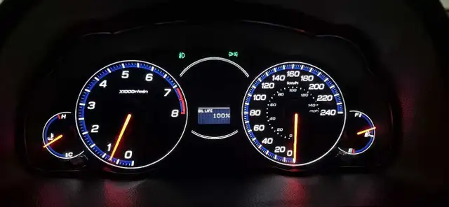 2006 Acura TSX (6 Speed MT) in Cars & Trucks in St. Albert - Image 7