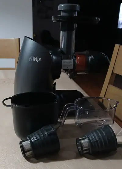 Centrifugeuse - cold press juicer, View more