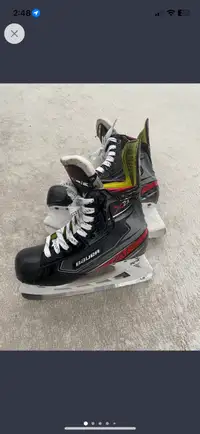 Bauer Vapor X 2.9 hockey skate size 5 fit 3