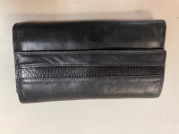 Leather wallet 