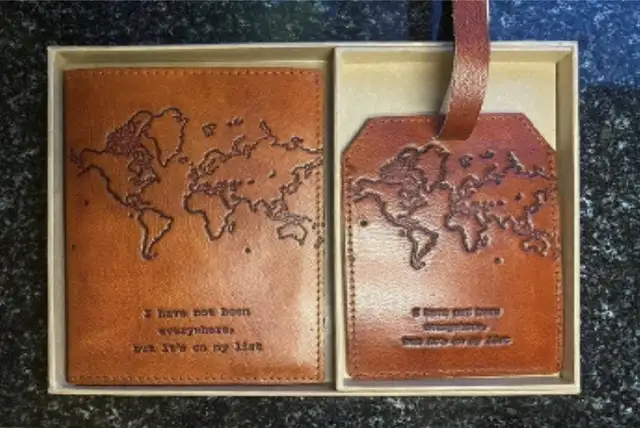 (NWOT) Embossed Leather Passport Holder/Cover with Luggage Tag in Other in Calgary - Image 3