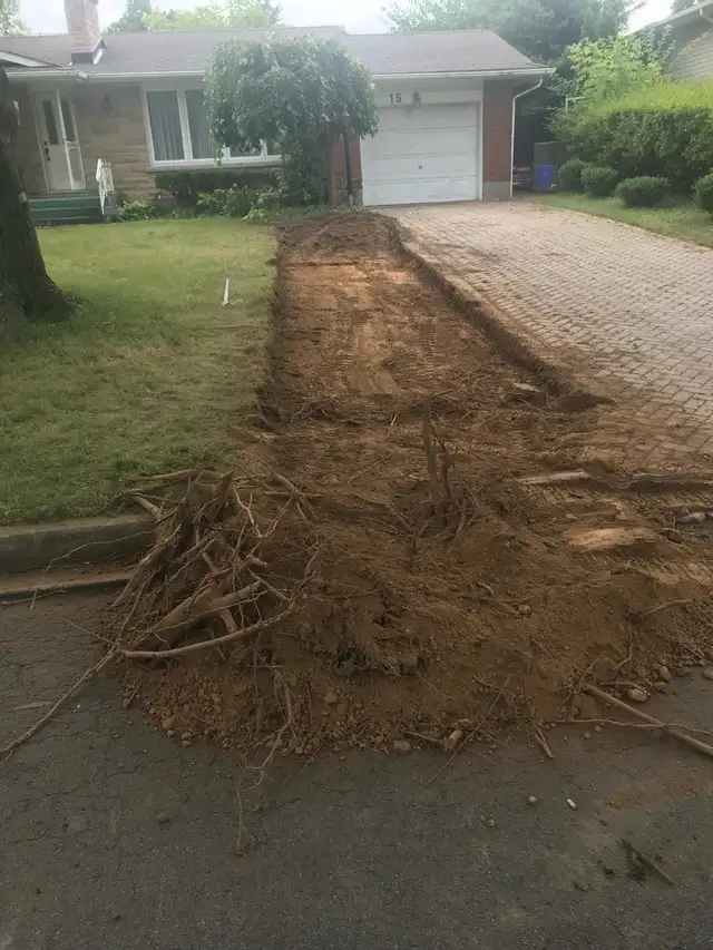 Post Holes plus, plus! ***EQUIPMENT 36' WIDE WILL FIT THROUGH MO in Fence, Deck, Railing & Siding in St. Catharines - Image 21