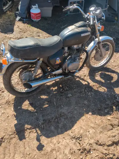 Barn find, still runs, fires right up, will need rear tire or tube as its leaking air by the spokes,...