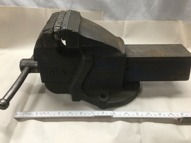 Record #5 Mechanics 5In. Bench Vise in Other in St. Catharines - Image 2