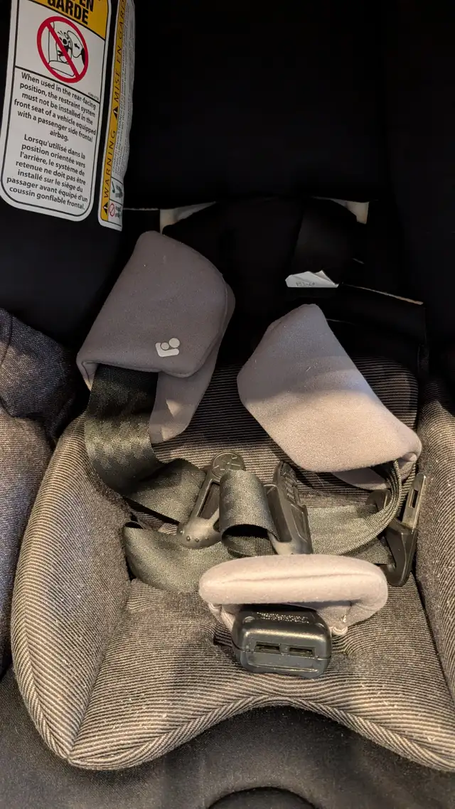 Maxi-Cosi Mico Max Plus Infant Car Seat in Strollers, Carriers & Car Seats in City of Toronto - Image 4