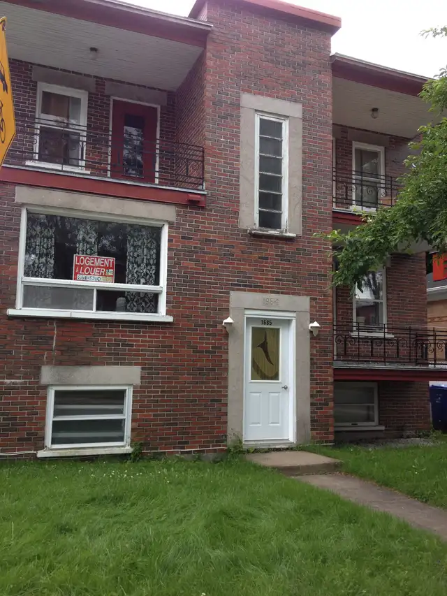 $900 Beau grand 3 1/2 à louer, secteur Maizereth in Long Term Rentals in Québec City - Image 2