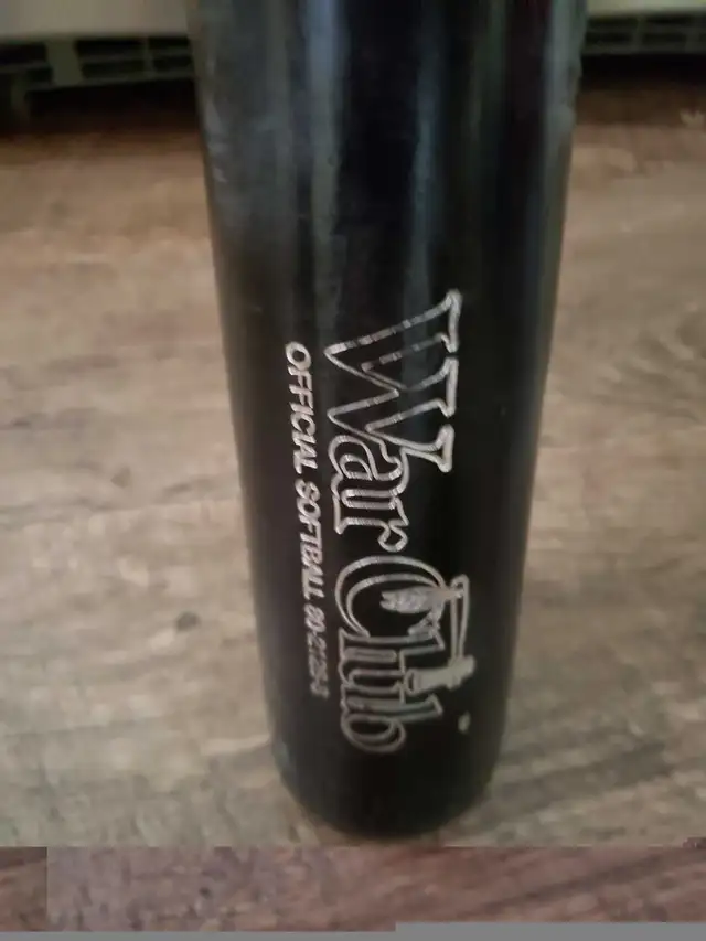 Louisville Slugger WAR CLUB Baseball Bat  in Baseball & Softball in Barrie - Image 4
