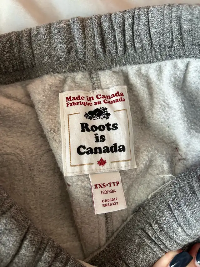 ROOTS CANADA SWEATPANTS NEW  in Women's - Bottoms in City of Toronto - Image 3